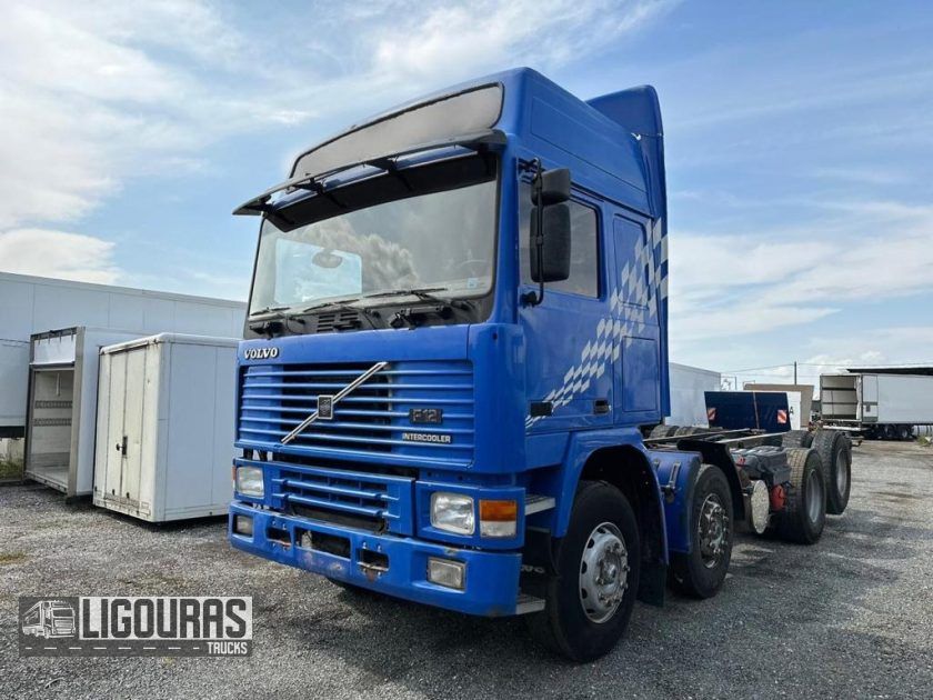 Ligouras Trucks - Volvo  F12 8X2 